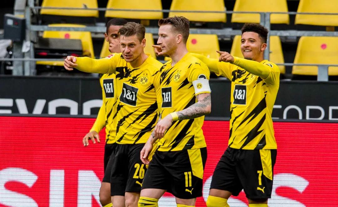 نتائج الدوري الإنجليزي اليوم الأحدتفاصيل المباريات والأهداف
