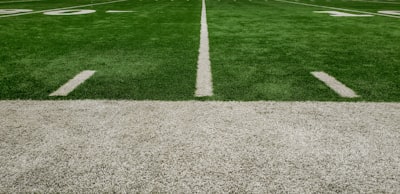 النادي الأهلي والزمالكتاريخ من المنافسة والعشق الكروي في مصر